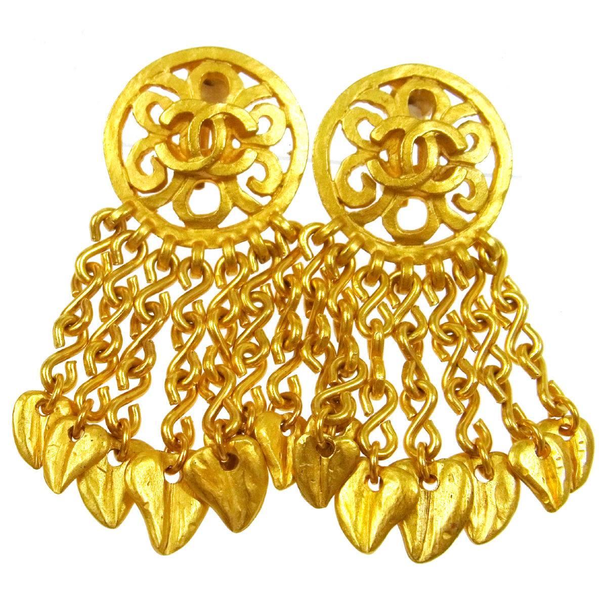 Chanel Vintage Gold Metal Charm Chain Dangle Drop Chandelier Evening Earrings