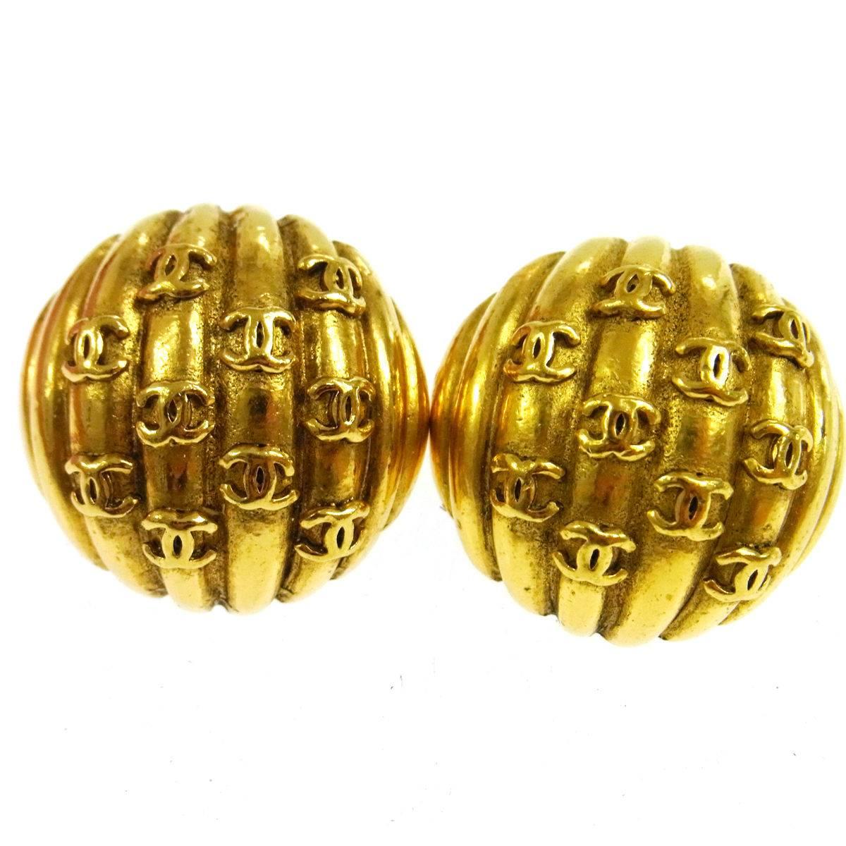 Chanel Vintage Gold Charm Evening Stud Earrings