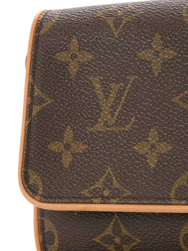 Louis Vuitton Monogam 2 in 1 Crossbody Shoulder Clutch Evening Flap Bag at 1stdibs