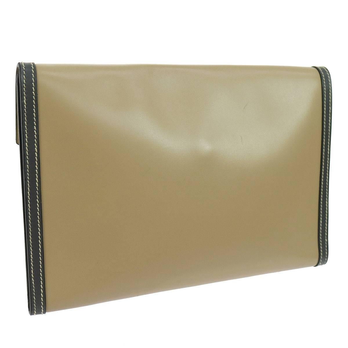 Hermes Rare Taupe Leather Envelope Evening Flap Clutch Bag in Dust Bag 

Leather
Leather lining
Snap closure
Made in France
Measures 9.5