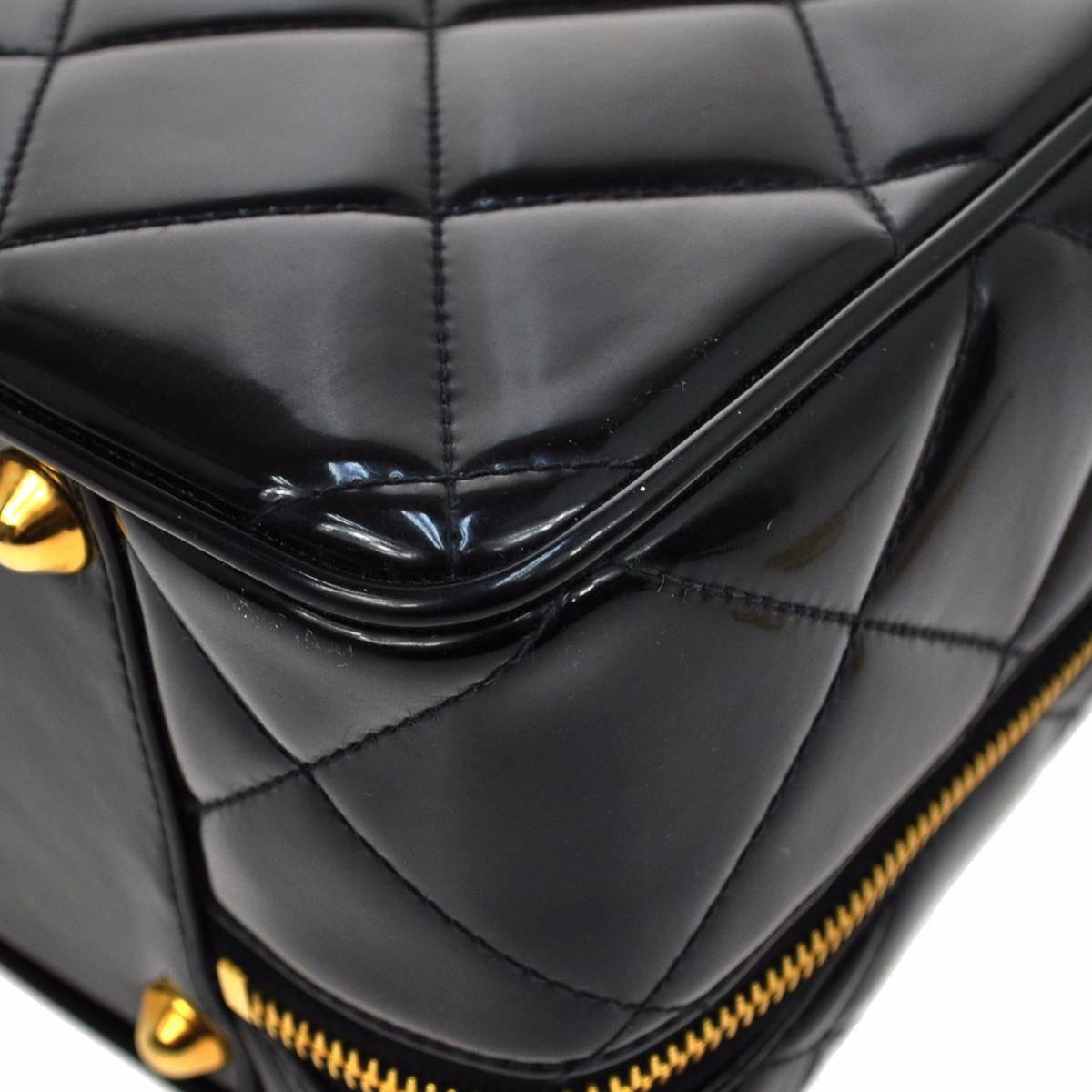 Chanel Black Patent Top Handle Lunch Box Carryall Shoulder Bag In Good Condition In Chicago, IL