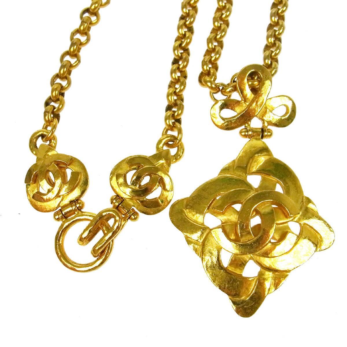 Chanel Gold Link Triple Charm Cross Evening Drape Necklace  In Good Condition In Chicago, IL
