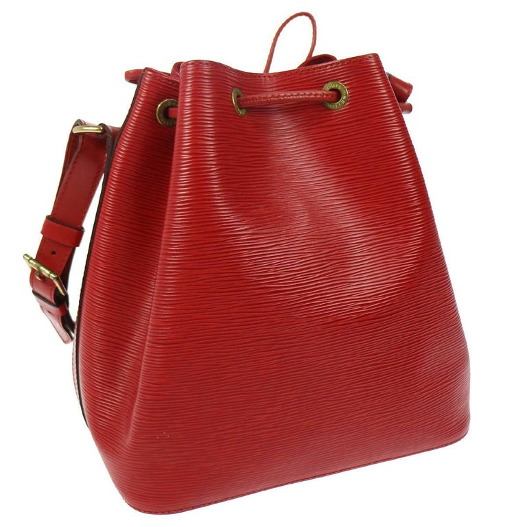 louis vuitton cannes bucket bag red Louis Vuitton Red Leather Drawstring Bucket Hobo Tote Shoulder Bag For Sale at 1stdibs