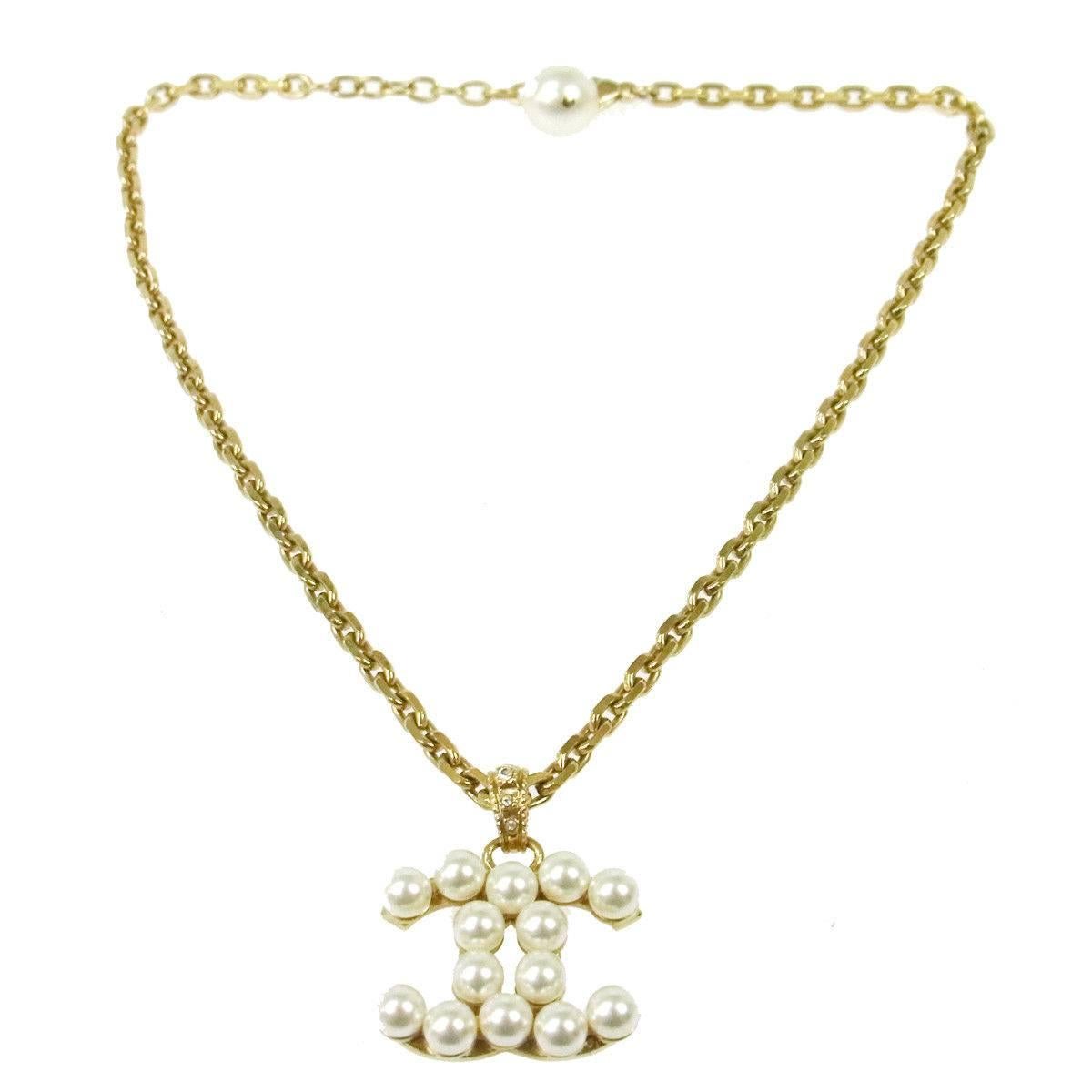 Chanel Gold Pearl Charm Chain Link Drape Drop Evening Pendant Necklace
