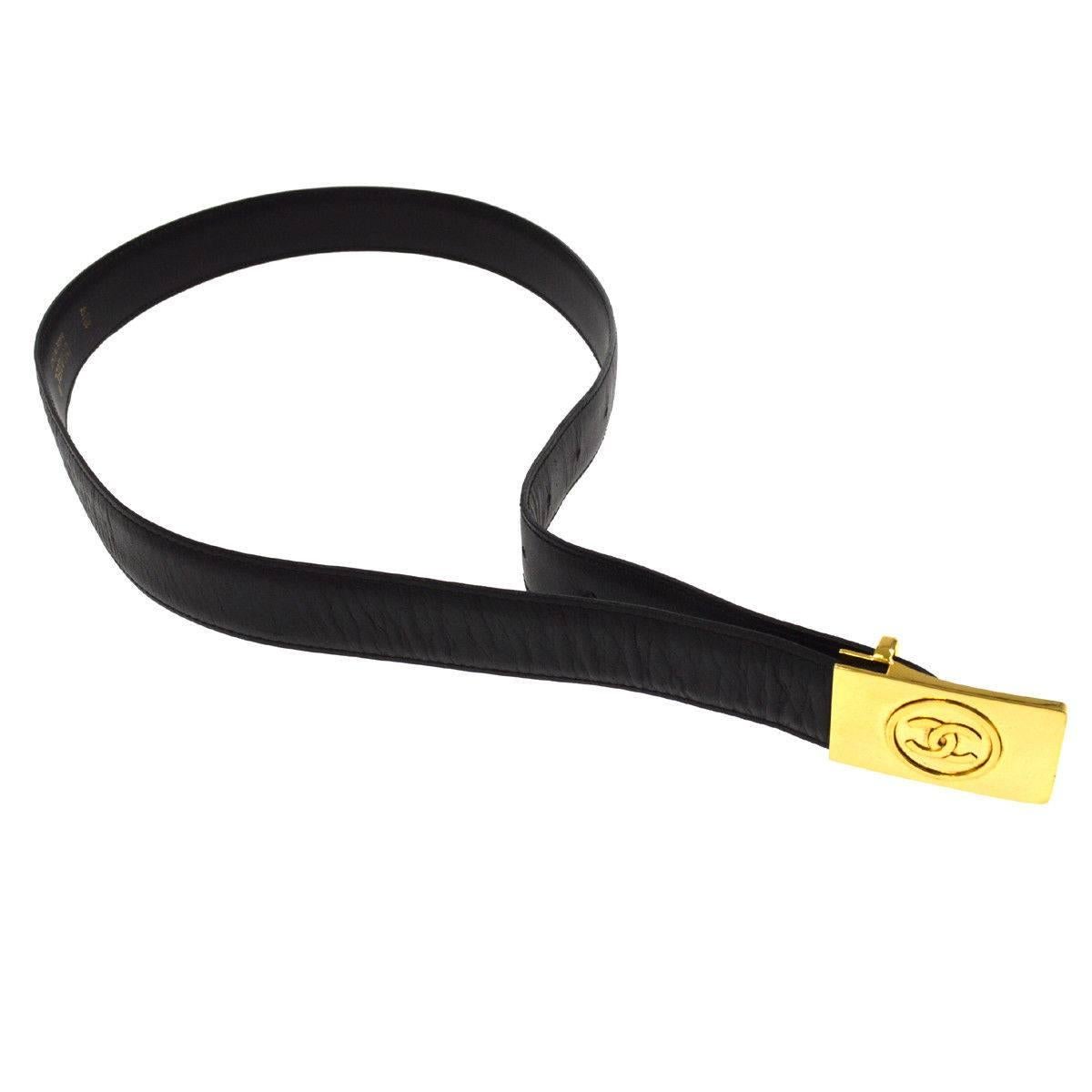 Chanel Black Leather Gold Buckle Charm Evening Waist Belt in Box

Size listed 105/42
Leather
Metal
Gold tone hardware
Made in Italy
Buckle measures 2" W x 1.25" H
Total length 34.5"
Includes original Chanel box