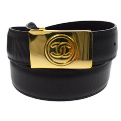 Vintage Chanel Black Leather Gold Buckle Charm Evening Waist Belt in Box