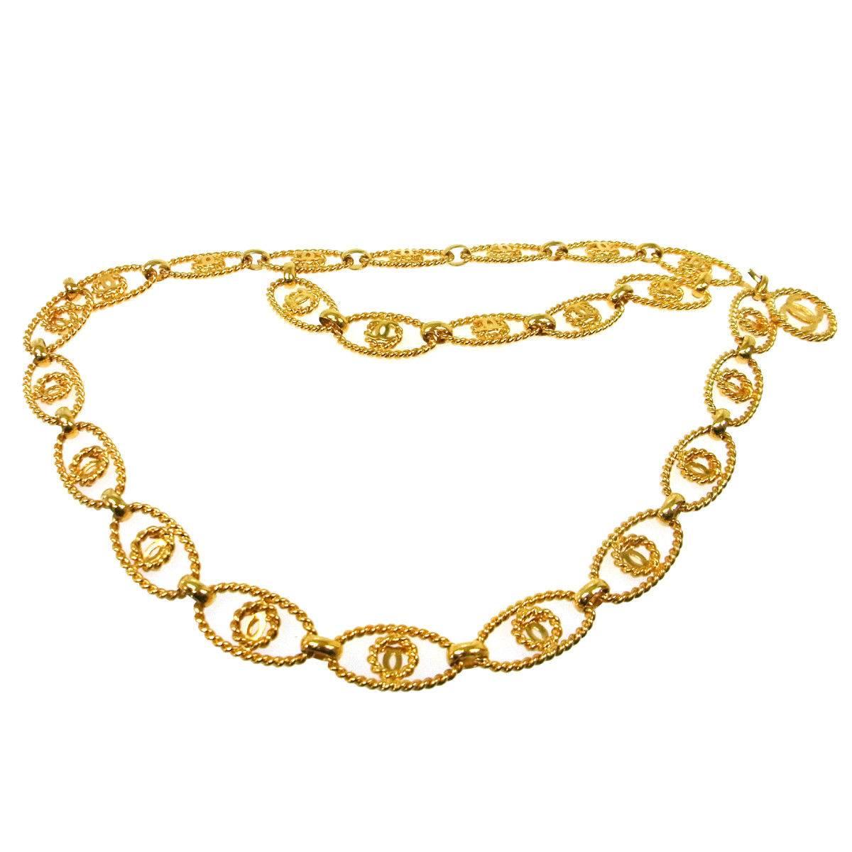Chanel Metal Gold Textured Logo Evening Waist Belt In Excellent Condition In Chicago, IL