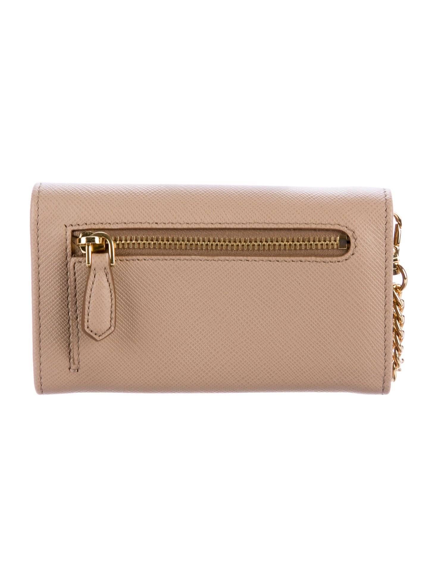 prada nude clutch