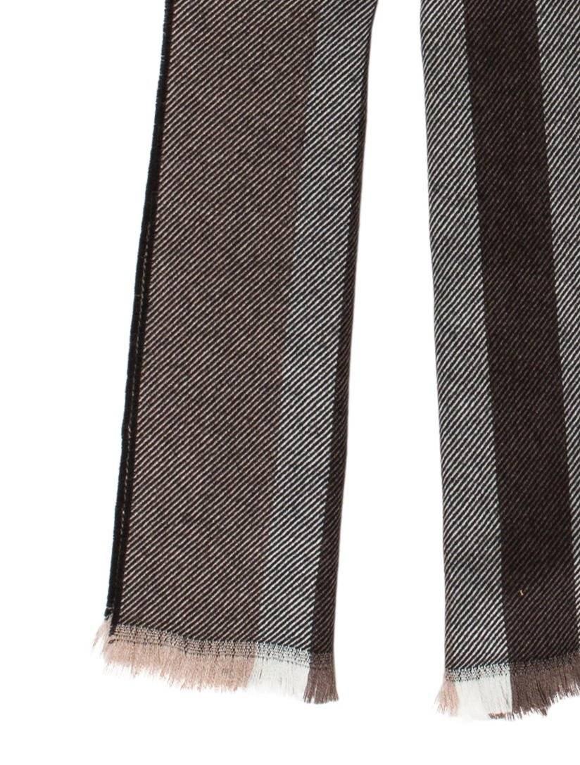Gucci New Striped Brown Black Gray Wool Men's Women's Scarf

Wool
Made in Italy
Width 15"
Length 70" 