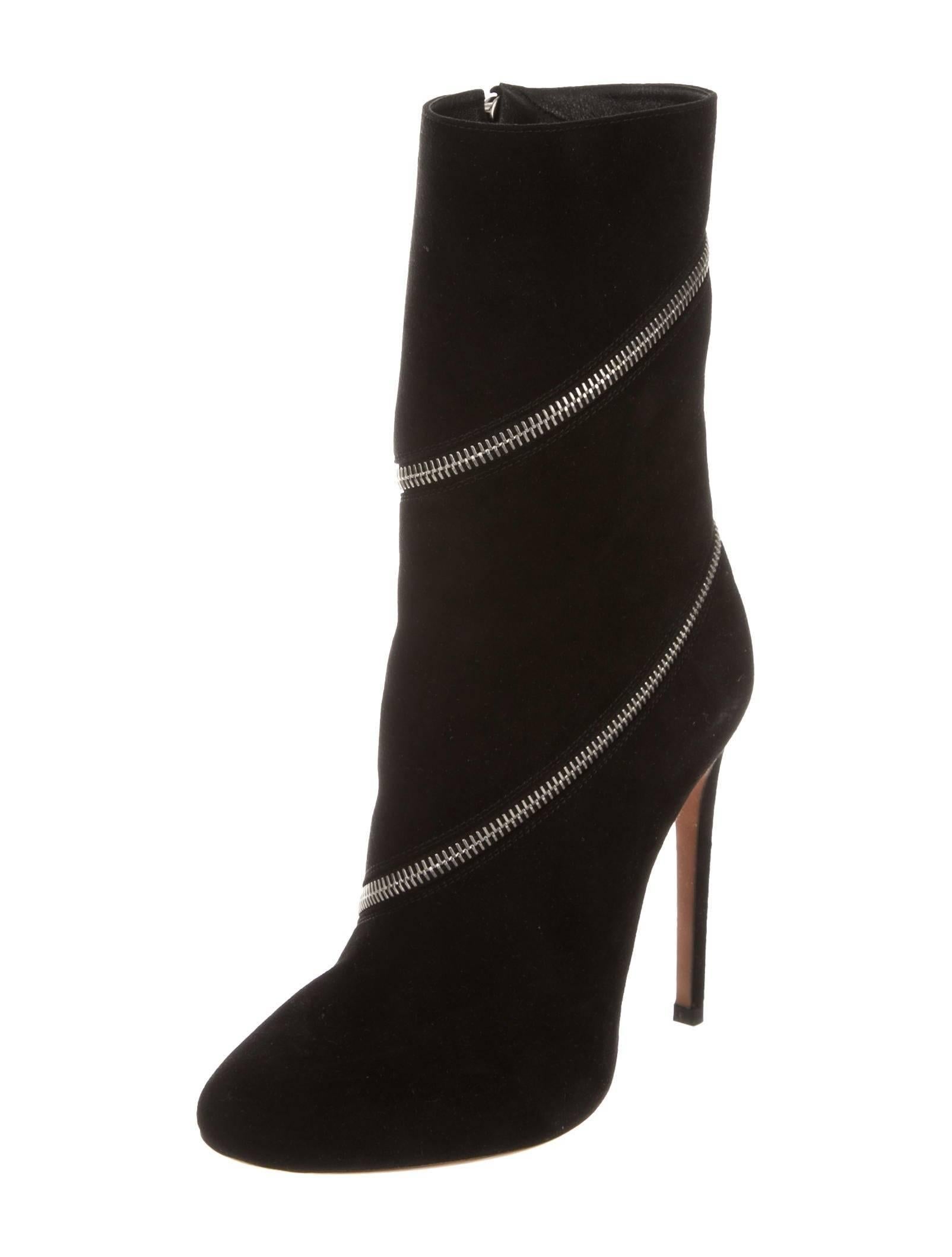 Alaia New Black Suede Silver Zip Around Evening Ankle Boots Heels in Box In New Condition In Chicago, IL