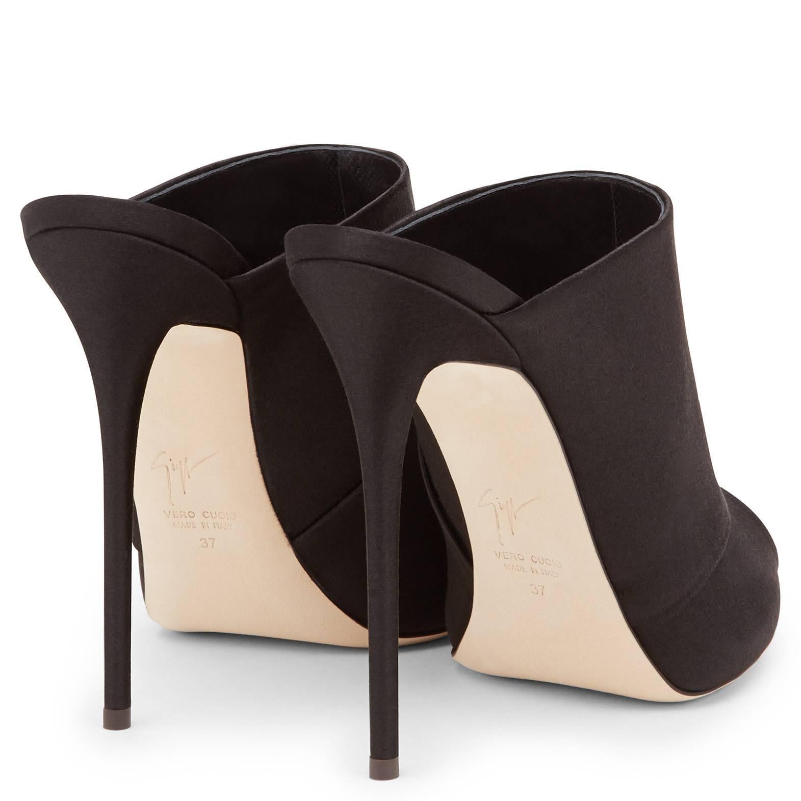 black slide heels