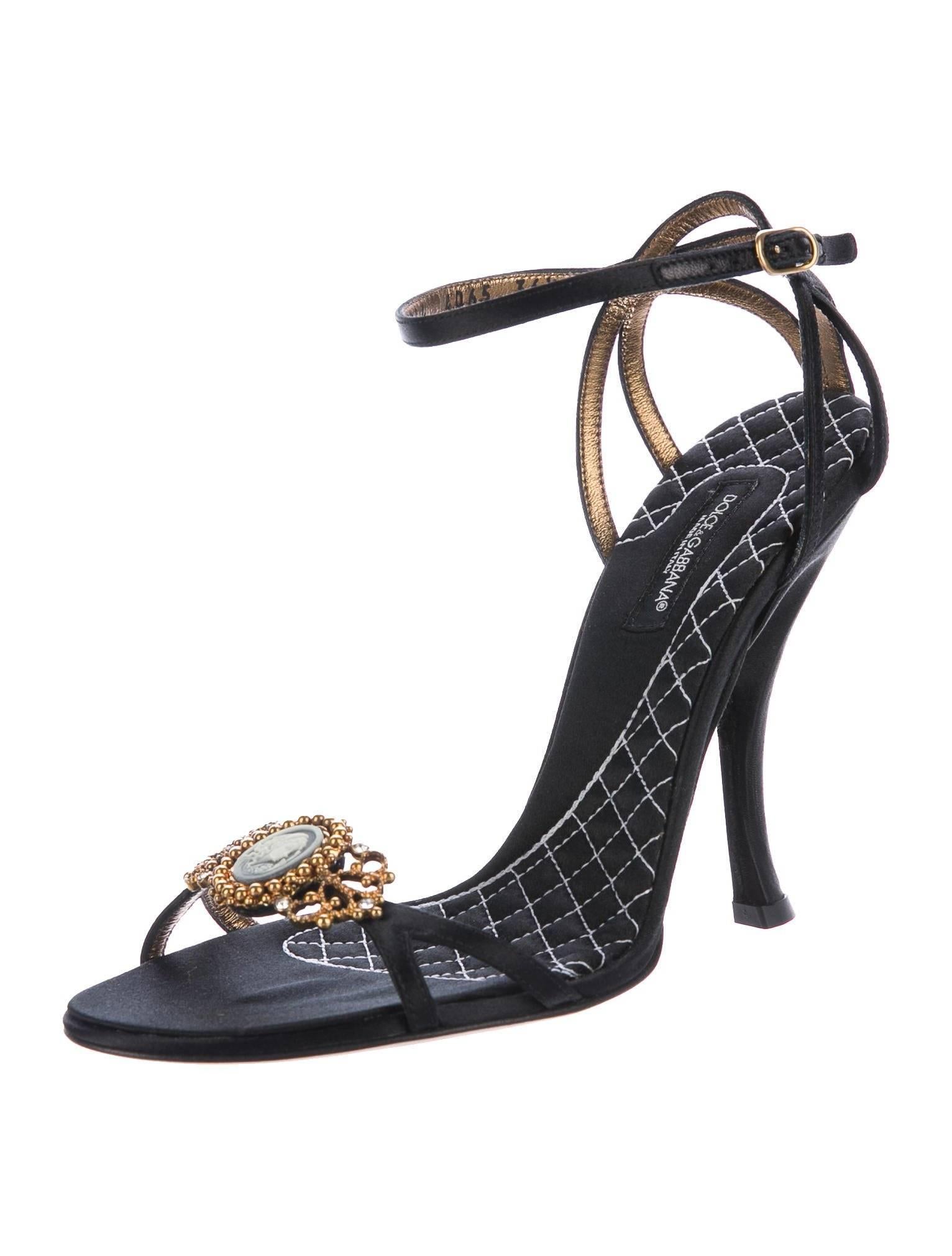 Black Dolce & Gabbana New Satin Cameo Charm Evening Sandals Heels in Box