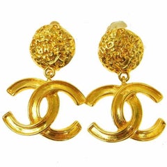 Vintage Chanel Gold Textured Nugget CC Charm Dangle Drop Evening Earrings in Box