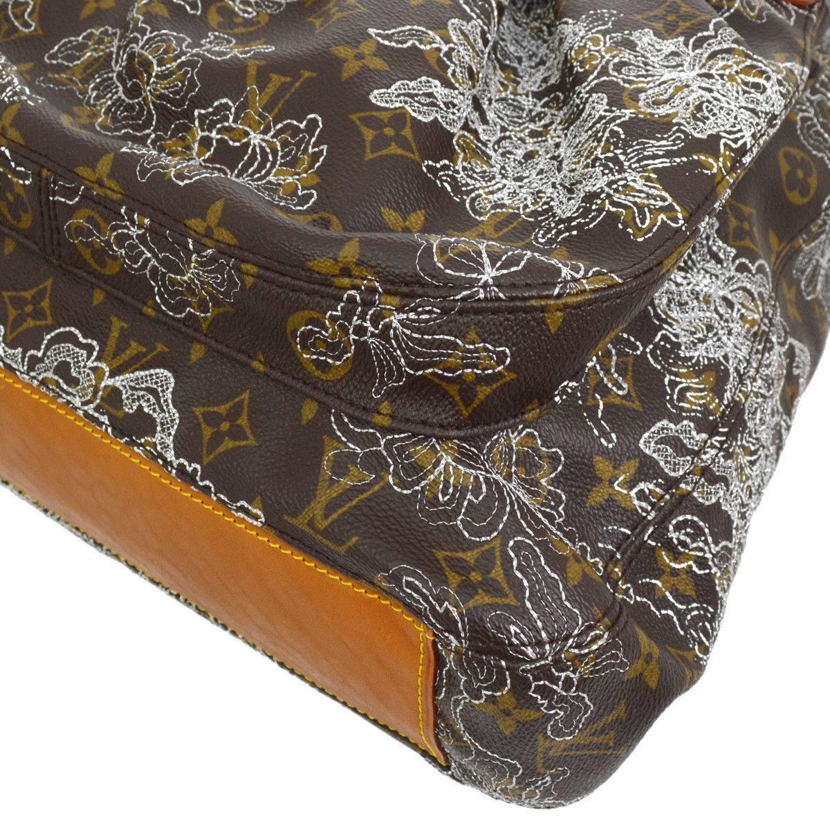 Louis Vuitton Limited Edition Monogram Gold Chain Evening Shoulder Bag In Excellent Condition For Sale In Chicago, IL