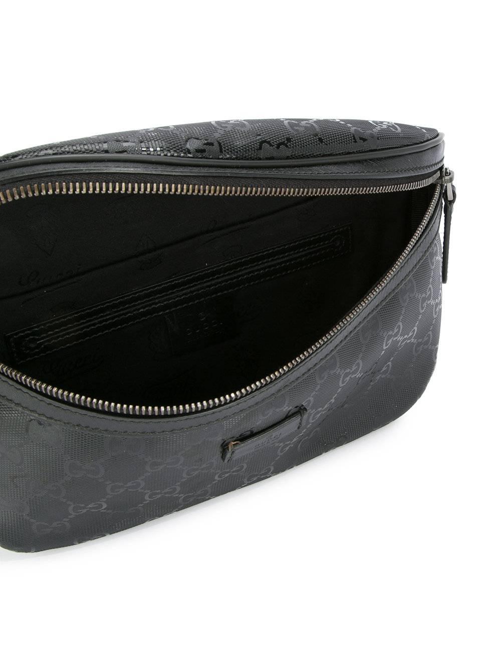 Gucci Black Leather GG Logo Men's / Women's Fanny Pack Waist Bag In Good Condition In Chicago, IL