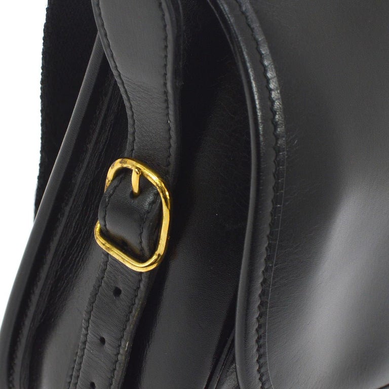 Hermes Black Leather Wood Toggle Shoulder Flap Saddle Bag For Sale at ...