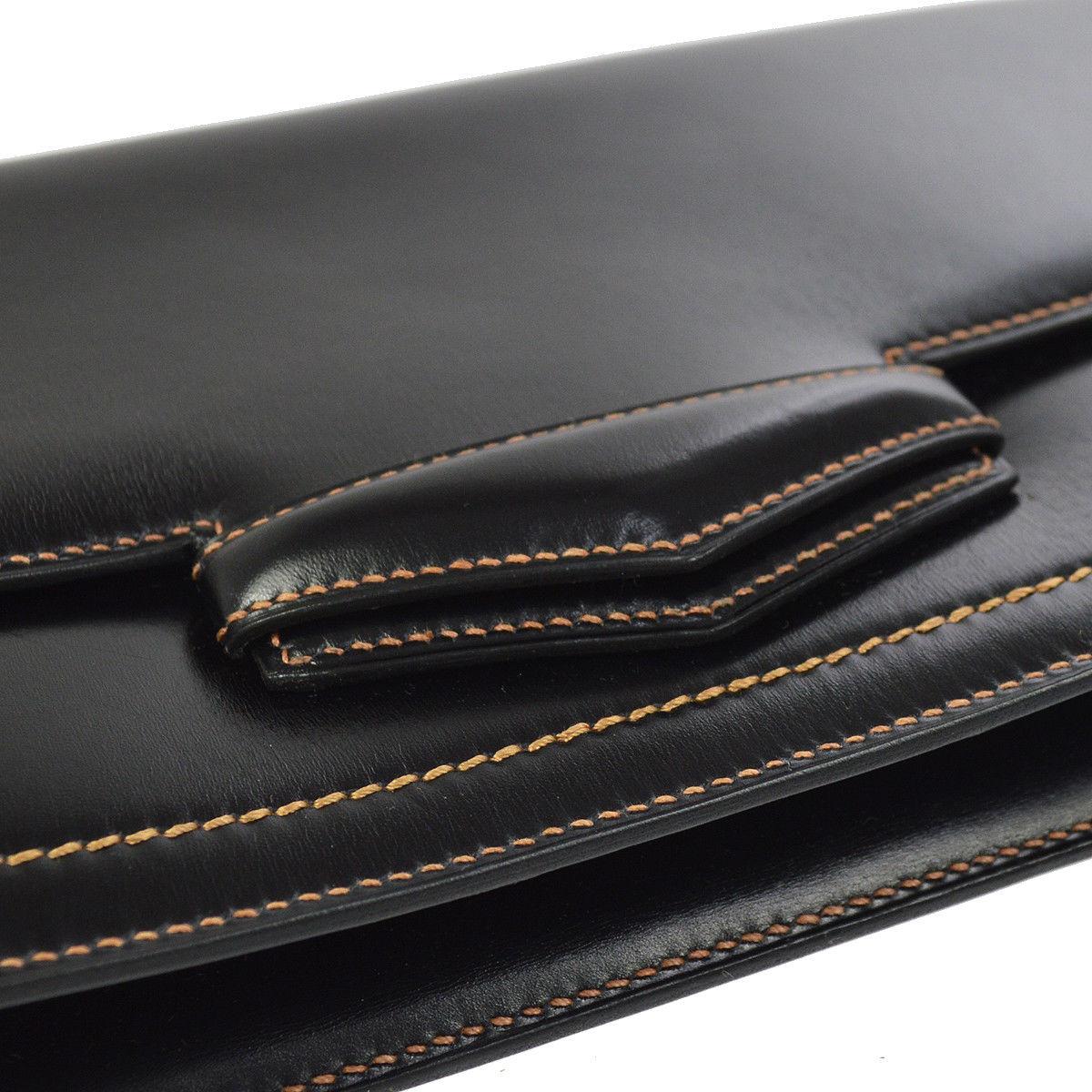 Hermes Leather Black Whipstitch Evening Envelope Fold in Flap Clutch Bag

Leather
Leather lining
Made in France
Date code present
Measures 10.5