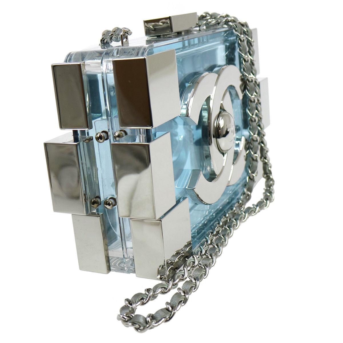 Chanel WIE NEU Seltene Plexiglas Baby Blau Lego 2 in 1 Clutch Umhängetasche in Box Damen