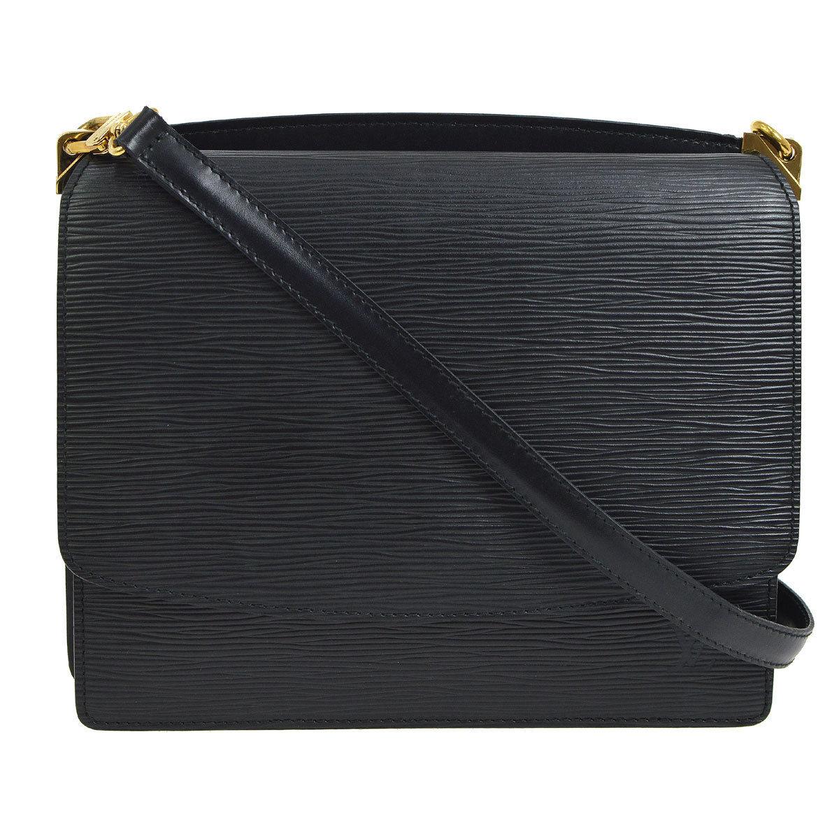 Louis Vuitton Black Leather Gold Saddle 2in1 Clutch Crossbody Shoulder Flap Bag In Excellent Condition In Chicago, IL