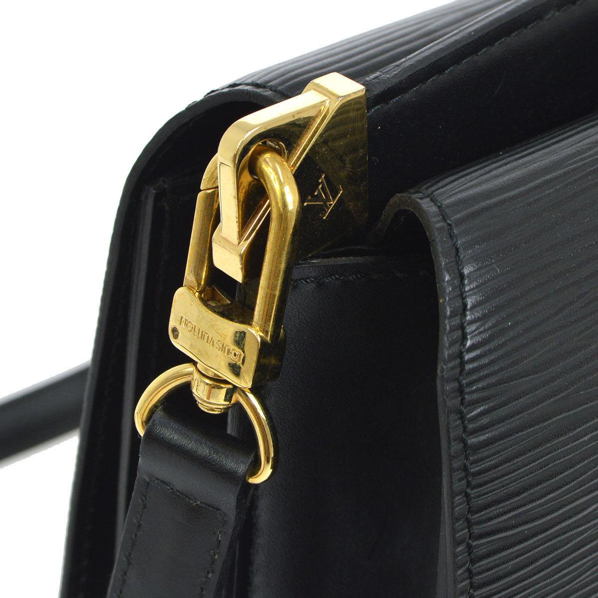 Louis Vuitton Black Leather Gold Saddle 2in1 Clutch Crossbody Shoulder Flap Bag

Epi
Gold tone hardware
Leather lining
Date code present
Made in France
Adjustable and removable shoulder trap drop 18-21.5