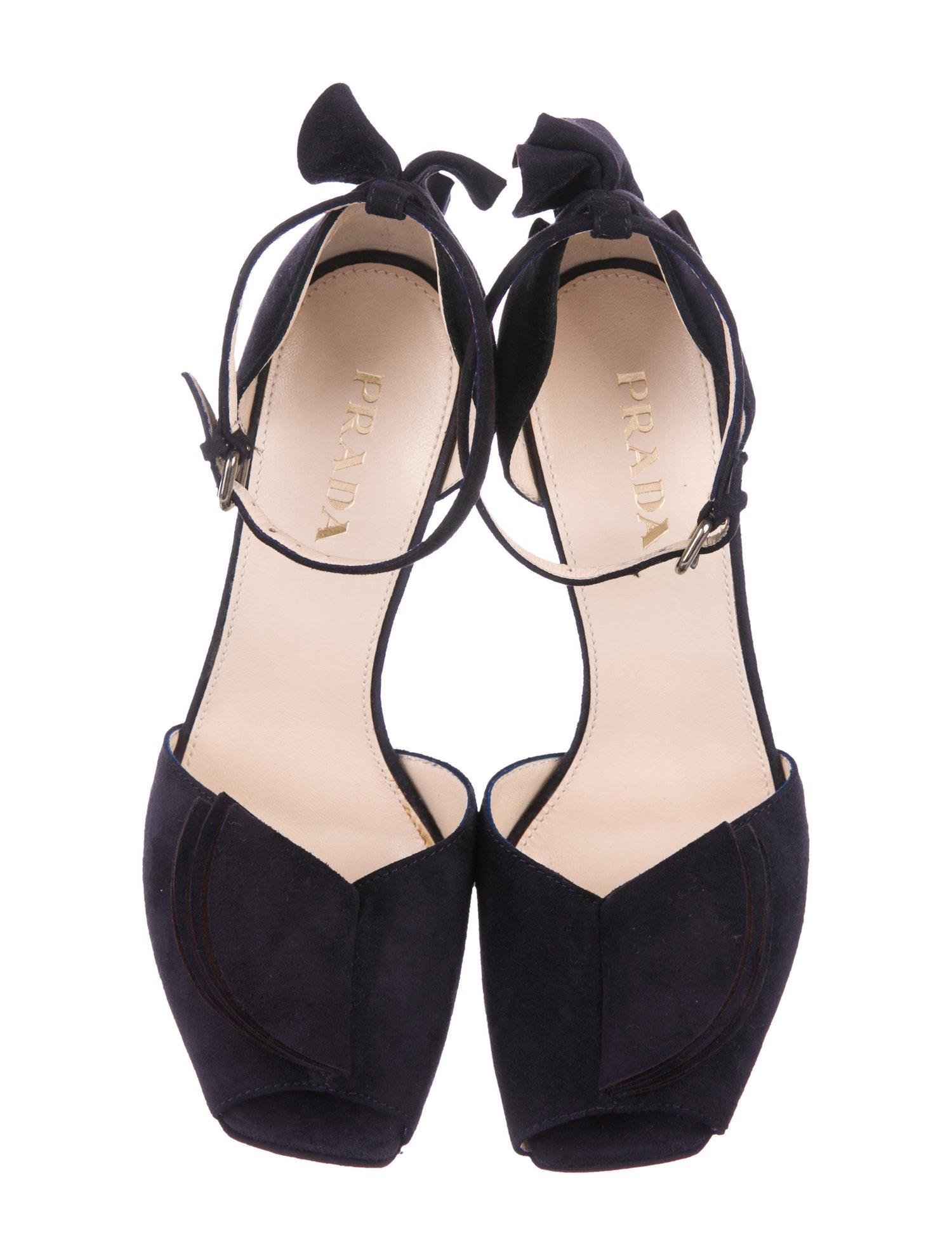 Black Prada NEW Midnight Blue Suede Ruffle Platform Evening Sandals Heels in Box