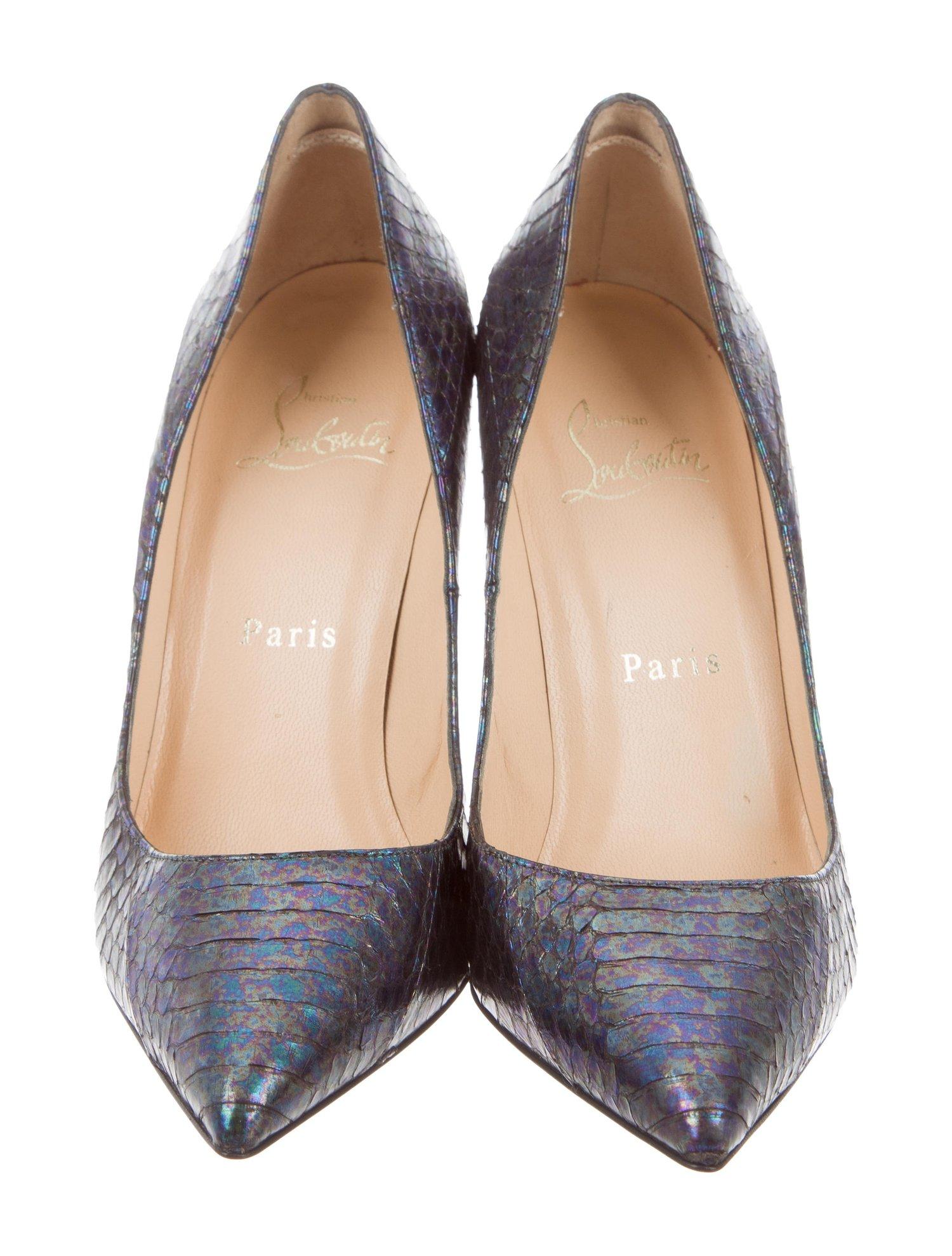 Christian Louboutin NEW MultiColor Iridescent Snake Evening Heels Pumps in Box

Size IT 36
Python Snakeskin
Slip on
Made in Italy
Heel height 4.25