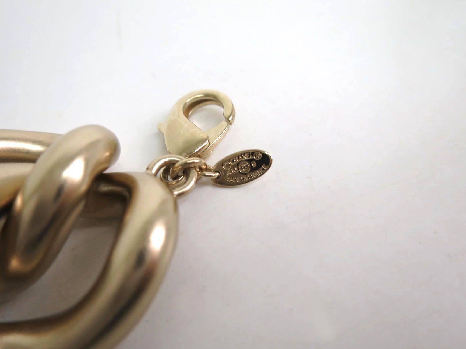 Women's Chanel Pearl Gold Chain Link Charm Bracelet