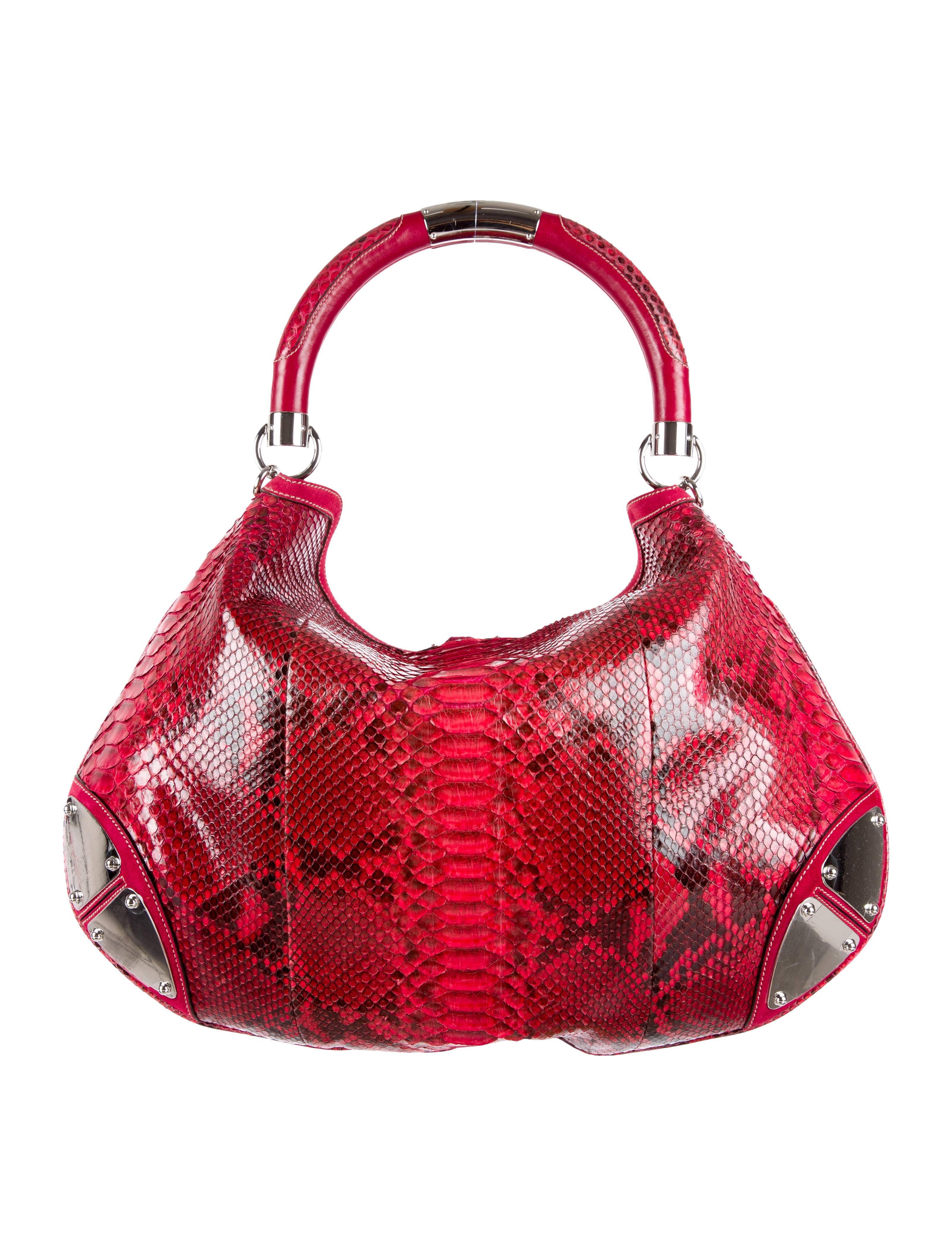 Gucci Red and Black Python Bamboo Silver Hardware Hobo Top Handle Shoulder Bag In New Condition In Chicago, IL