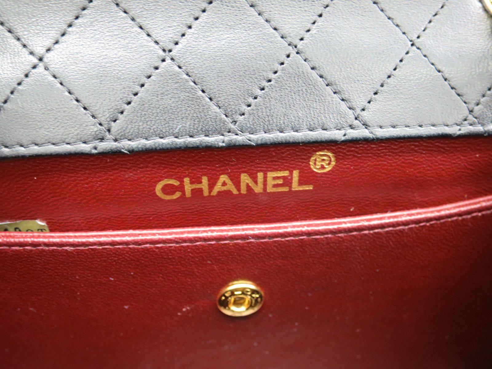 Chanel Black Lambskin Leather Gold Hardware Kelly Box Shoulder Bag 3