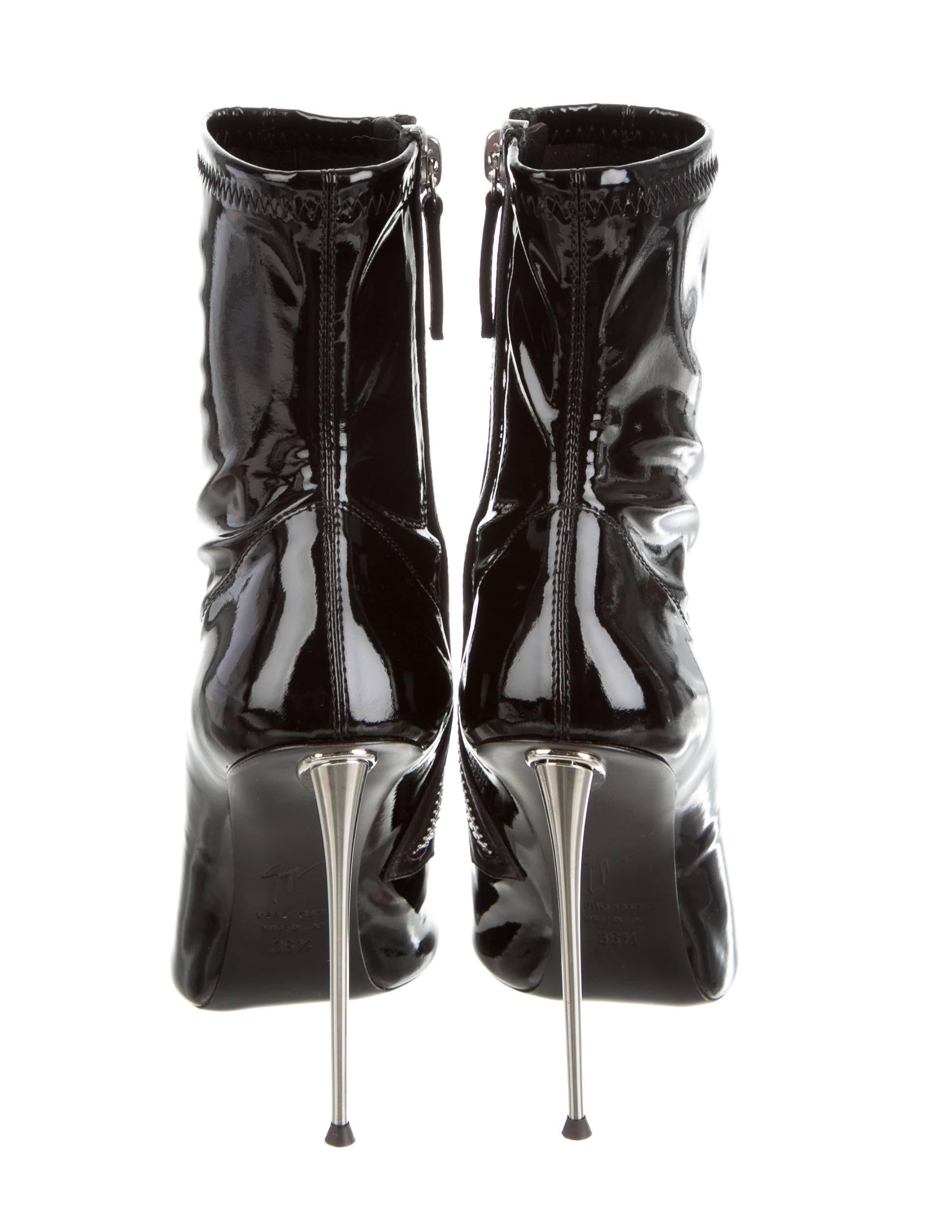 Women's Giuseppe Zanotti NEW Black Patent Leather Silver Stiletto Heels Booties in Box