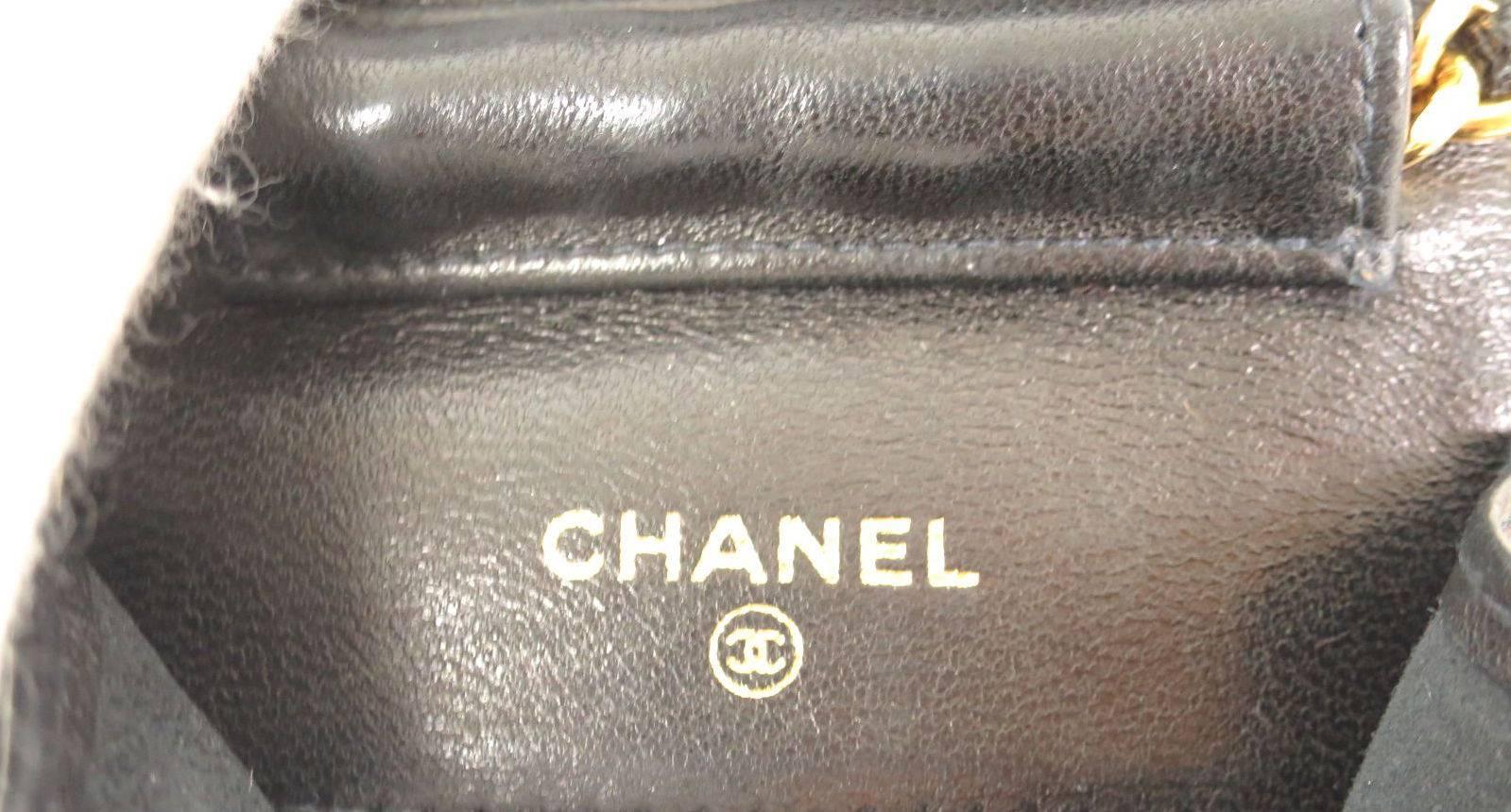 Women's Chanel Black Patent Leather Gold Hardware Mini Cell Phone Crossbody Shoulder Bag