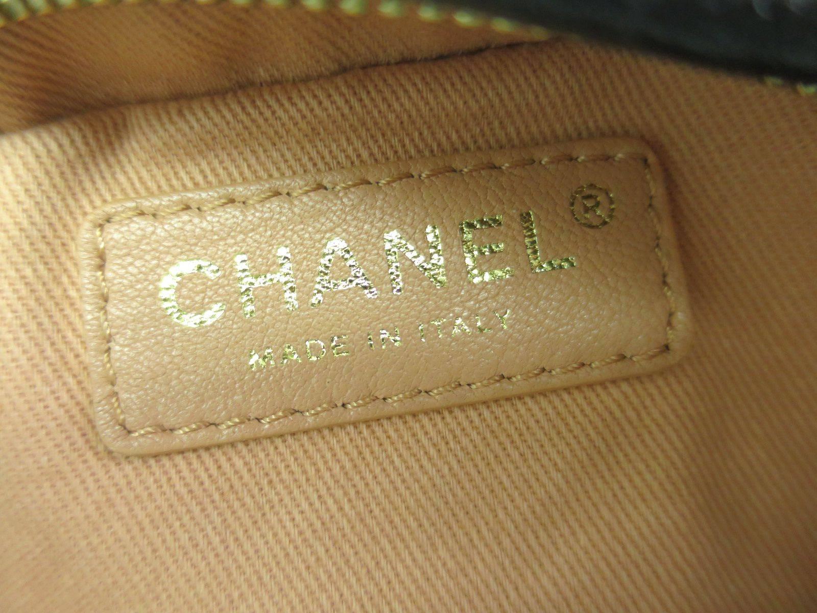 Chanel RARE Bombay Baluchon Black Calfskin Gold HW Chain Clutch Shoulder Bag 1