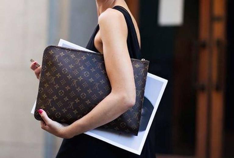 Louis Vuitton Monogram Men's Women's Carryall Laptop Travel Briefcase Clutch  Bag For Sale at 1stDibs