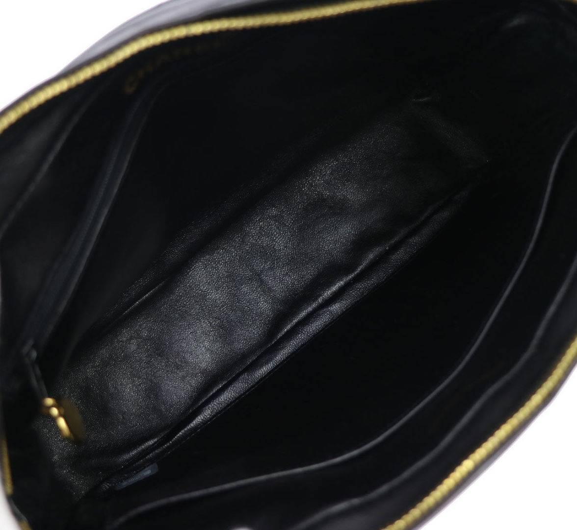 Chanel Vintage Medium Camera Lambskin Leather Gold Charm Flap Bag 2