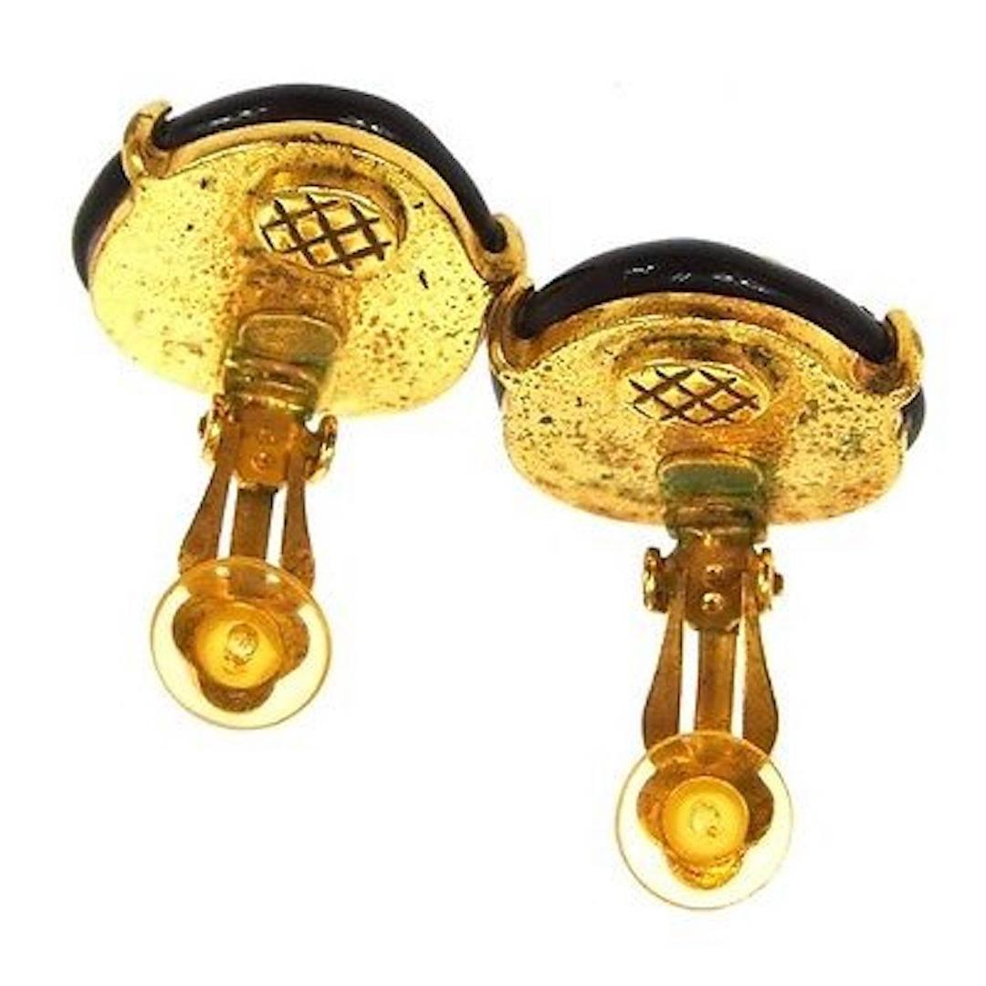 Chanel Vintage Gripoix Glass Stone Charm Stud Button Evening Earrings In Good Condition In Chicago, IL