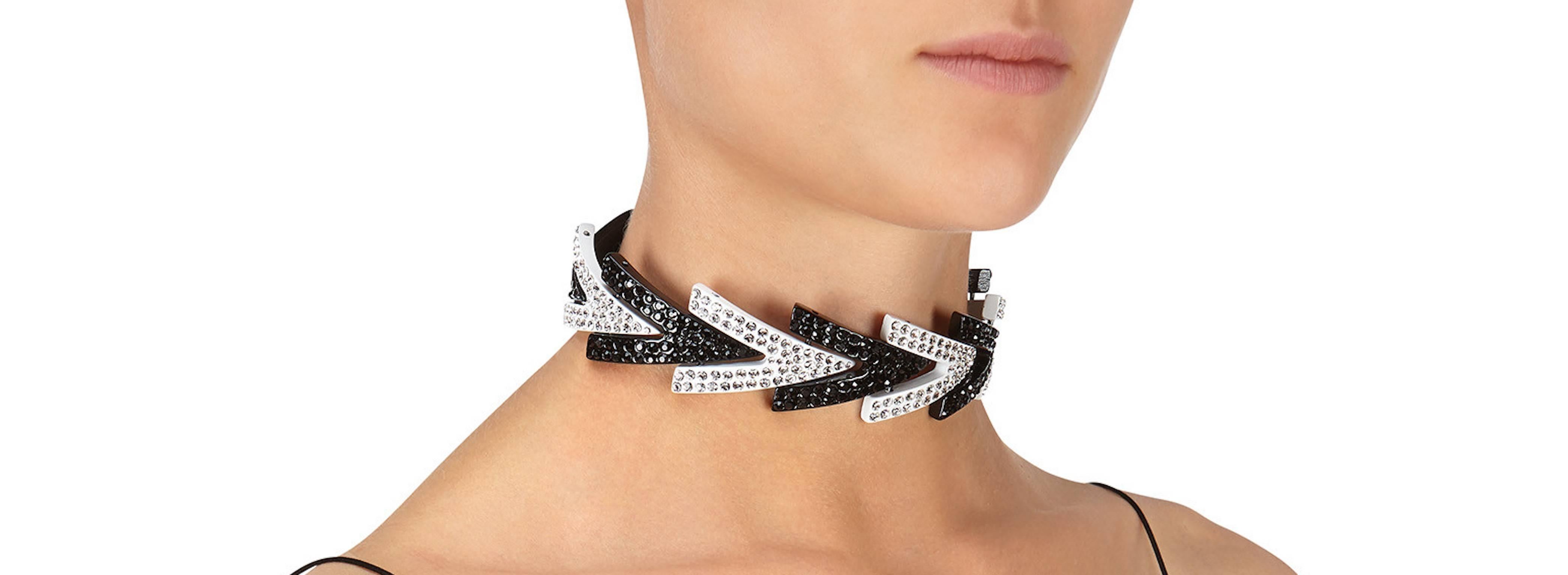 Giuseppe Zanotti NEW Black Silver Crystal Evening Choker Necklace
Metal
Crystal
Lobster claw closure
Made in Italy