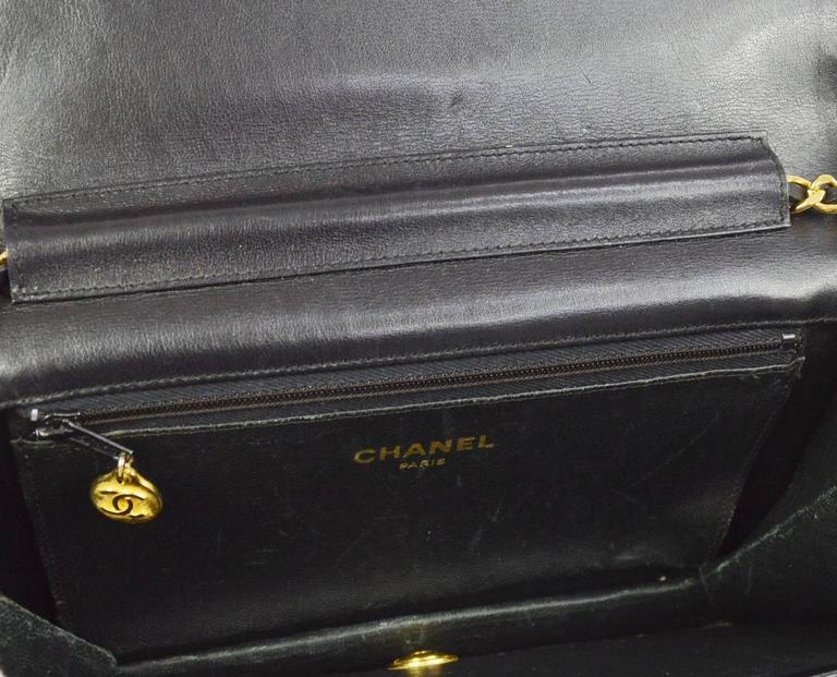 Vintage Chanel Chain Envelope Evening Clutch Bag Pink Crocodile Gold H –  Madison Avenue Couture