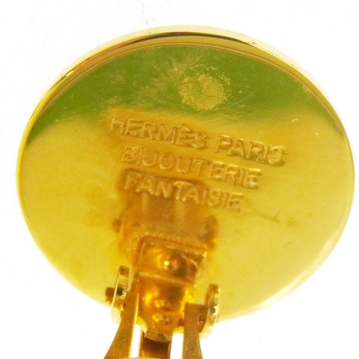 Hermes Gold Round Coin 'HERMES PARIS' Charm Evening Stud Earrings In Good Condition For Sale In Chicago, IL
