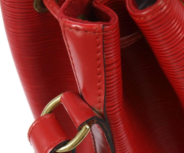 Louis Vuitton Red Leather Drawstring Bucket Hobo Tote Shoulder Bag at 1stDibs