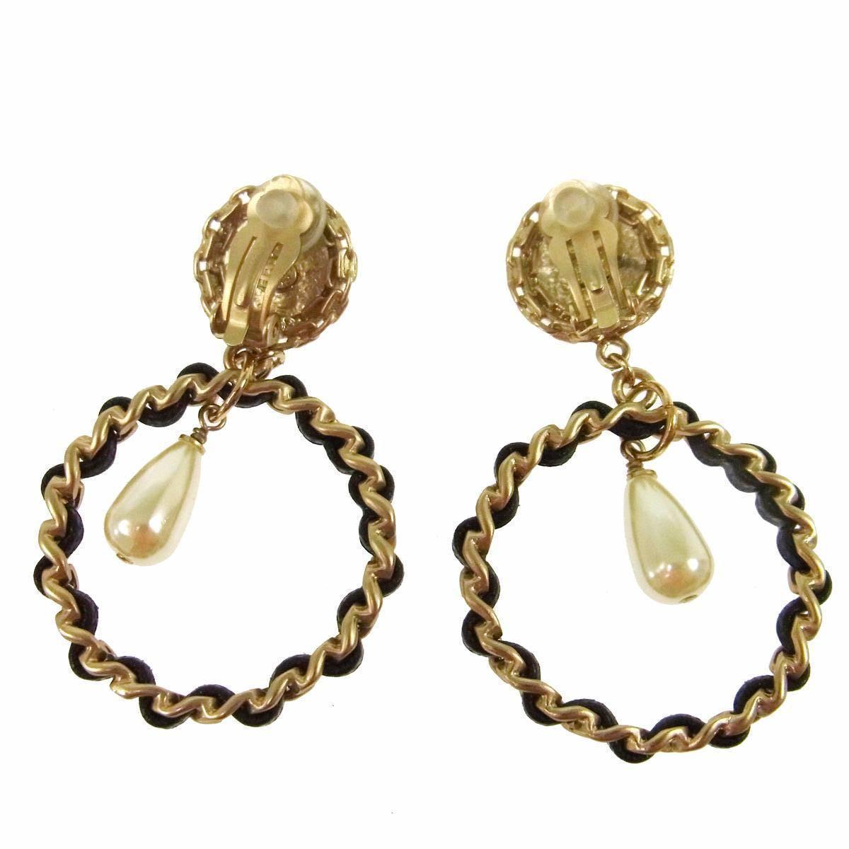 Women's Chanel Gold Filigree Pearl Tear Drop Leather Chain Evening Earrings in Box