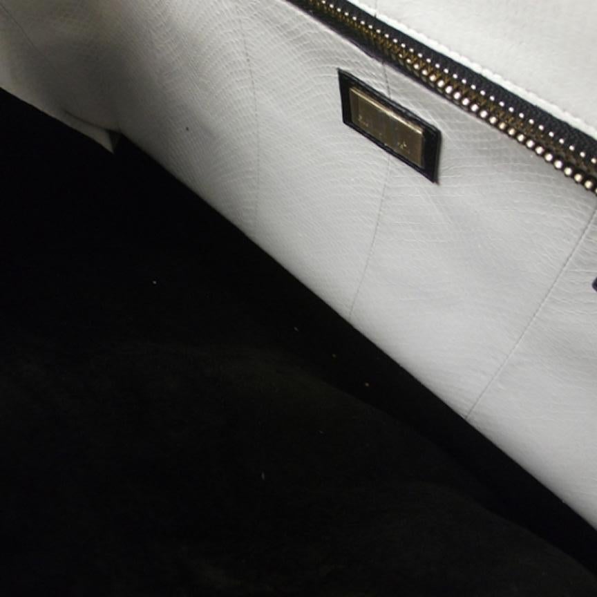 Fendi Ivory Black Snakeskin Top Handle Travel Weekender Shoulder Tote Bag In New Condition In Chicago, IL