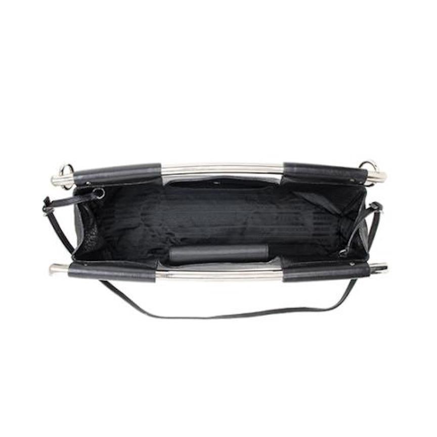 Prada Black Leather Metal Top Handle Bar 2 in 1 Clutch Shoulder Bag In Good Condition In Chicago, IL