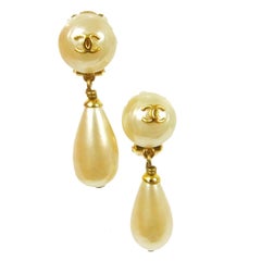 Chanel Rare Gold Charm Pearl on Pearl Evening Dangle Drop Earrings in Box Vintage Chanel Rare Gold Charm Pearl on Pearl Evening Dangle Drop Earrings in Box