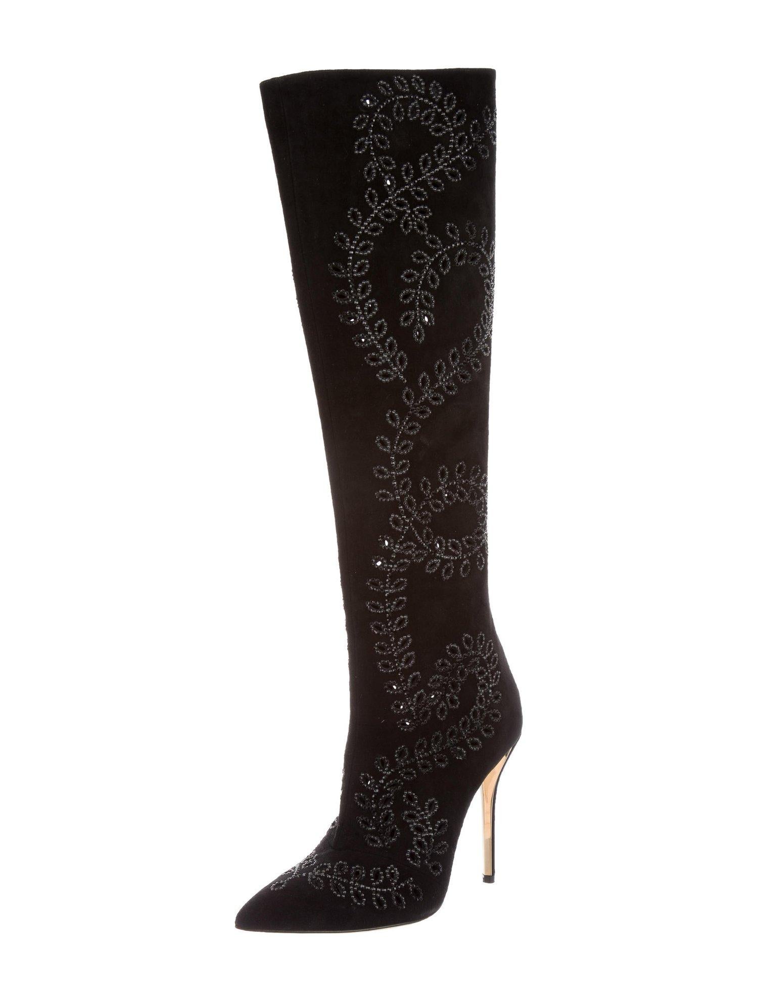 Oscar de la Renta New Black Suede Cut Out Knee Evening High Boots in Box

Original price $3,495
Size IT 36
Suede
Jewel embellishment
Gold tone hardware
Zipper back closure
Made in Italy
Circumference 14