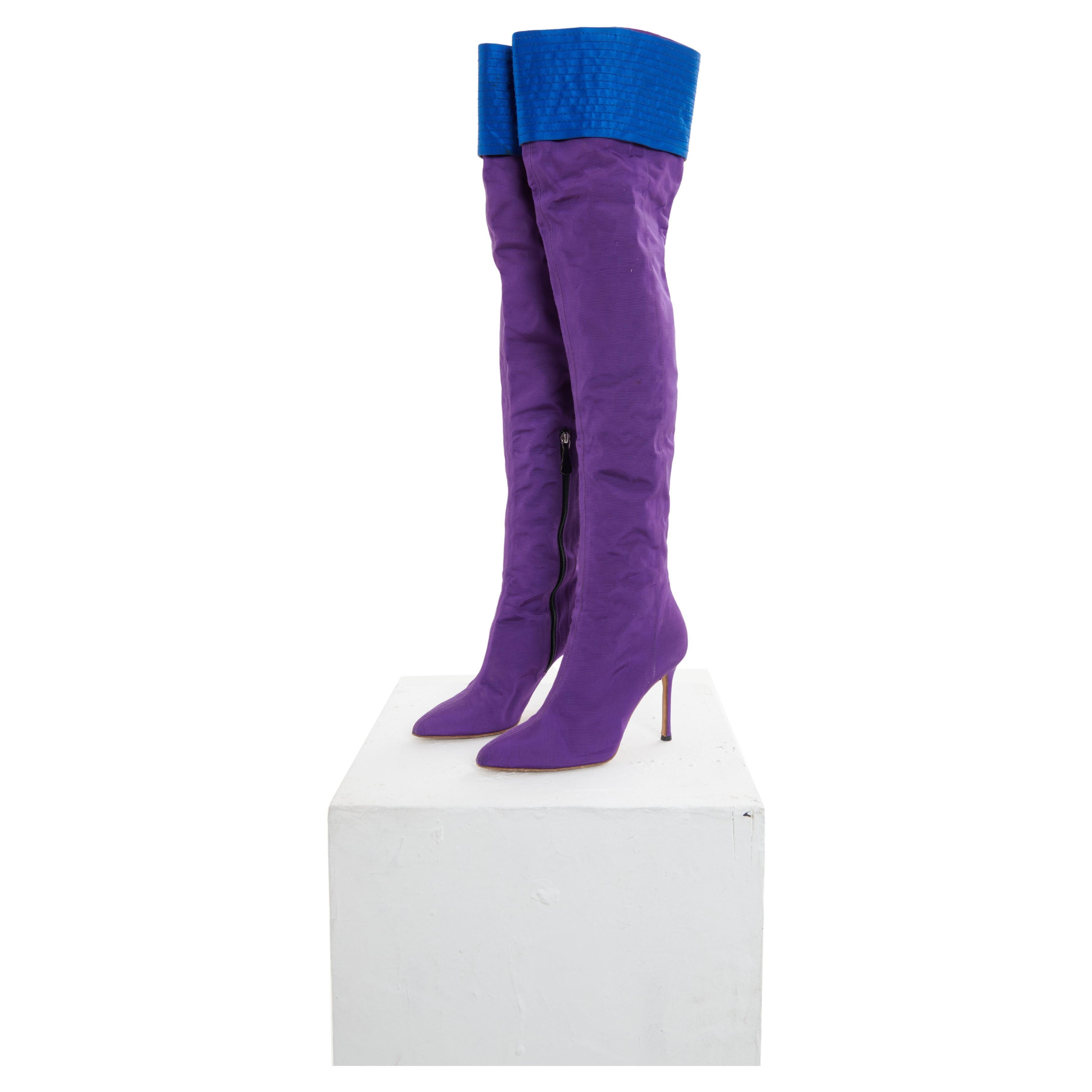 Gianni Versace by Donatella S/S 2003 Runway purple and blue knee hight stiletto en venta