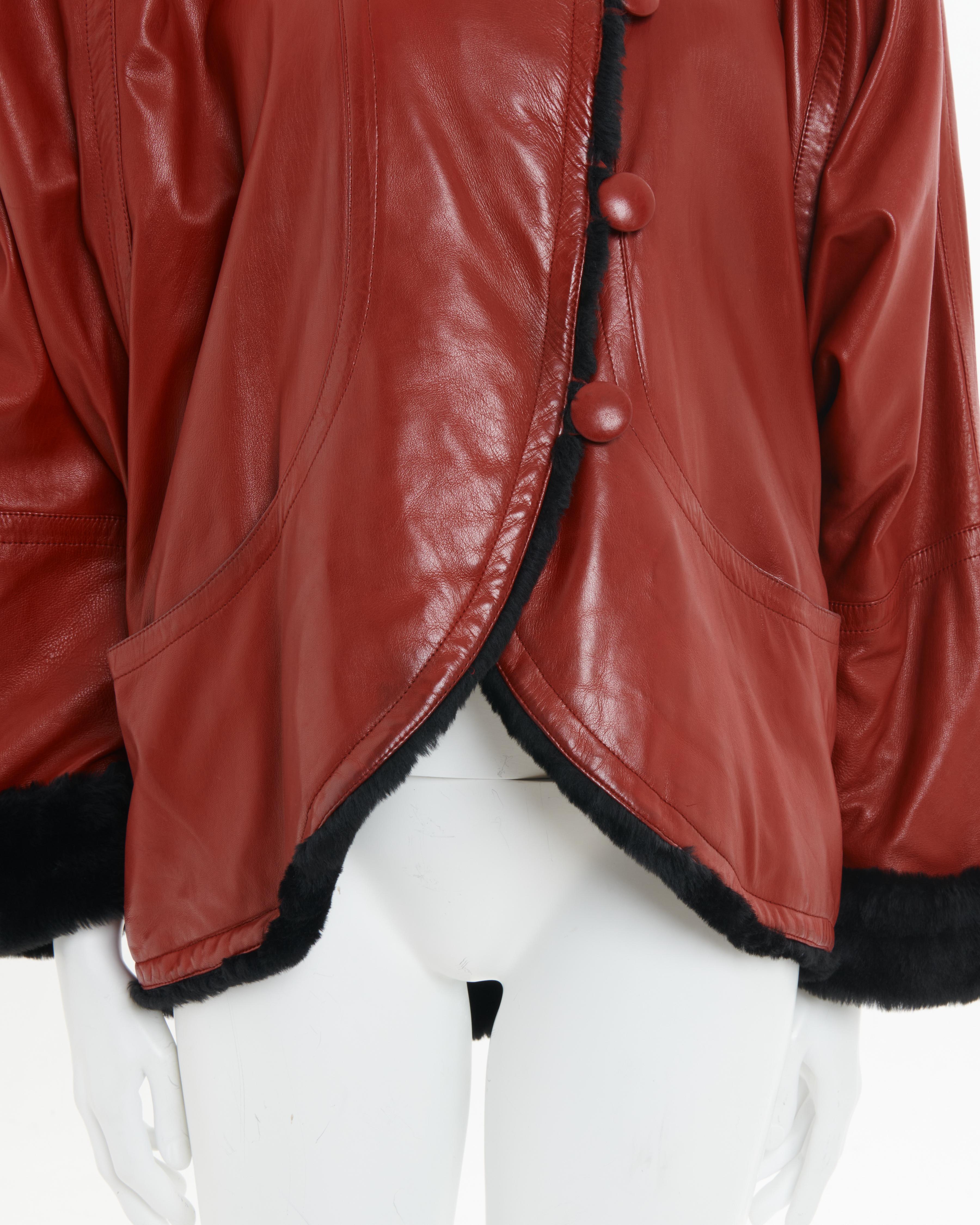 Yves Saint Laurent Fourrures 80s Red leather and black lambskin jacket en vente 3