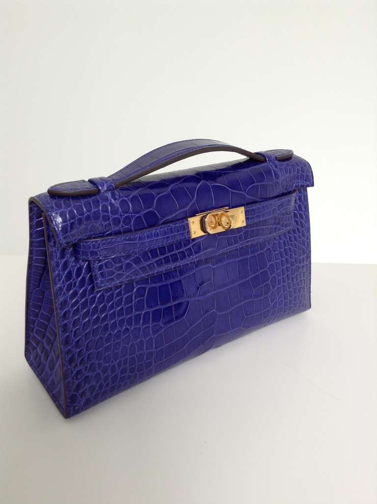 Kelly Pochette Blue Electric Croc Gold hardware!!! In New Condition In London, GB