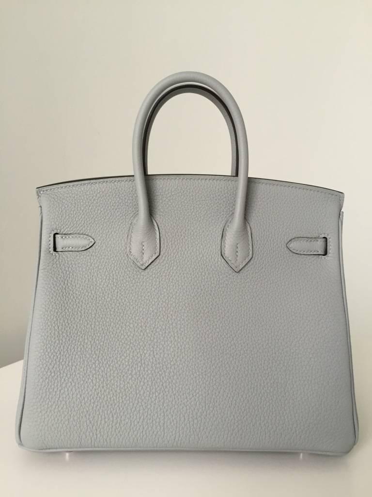 COLOUR OF THE SEASON!

MAKE AN OFFER! FOR EXPORT WE CAN GIVE YOU BETTER PRICES ON ALL BAGS!

Brand new Birkin 25 cm size in Bleu Glacier Togo with Palladium Hardware. Colour = discreet & chic! 

Full set! 

We ship worldwide, asap and worry