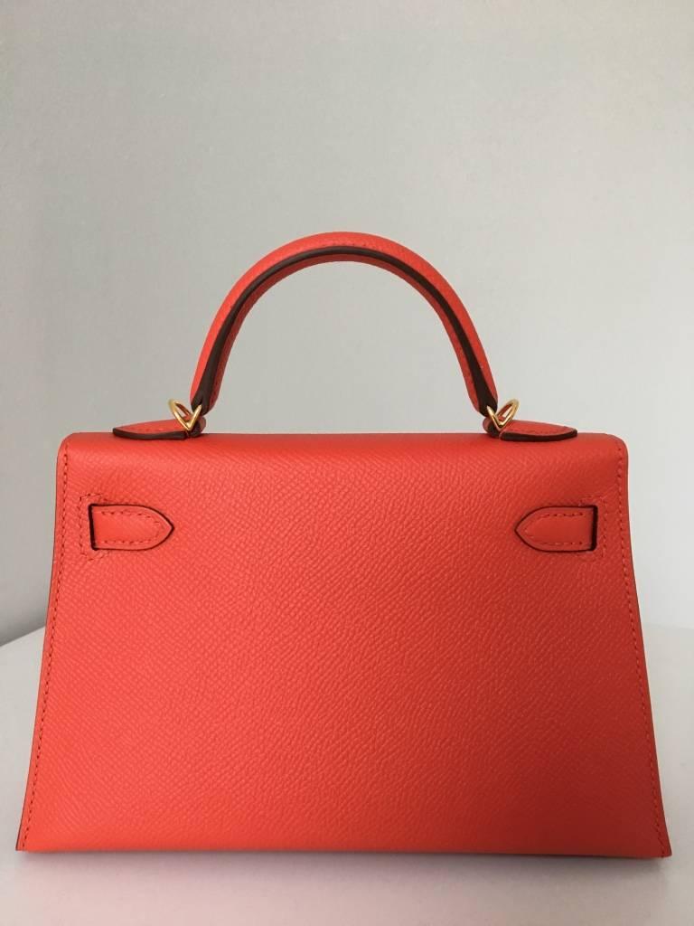 This new Kelly bag size is an instant hit, it is THE most sought after bag of the moment! They are extremely hard to find as its production is very limited and sold only to super VIP clients.

This tiny Kelly Sellier 20 cm bag is made of epsom