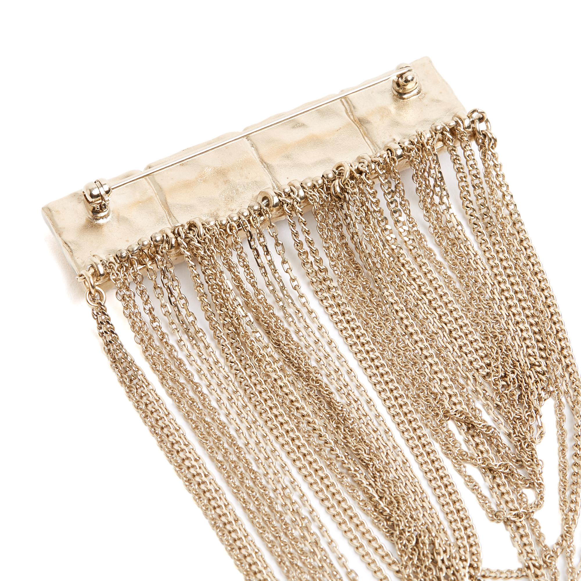 Chanel Broche Croisiere 2018 Light golden multi row chain Brooch Resort 2018 Unisexe en vente